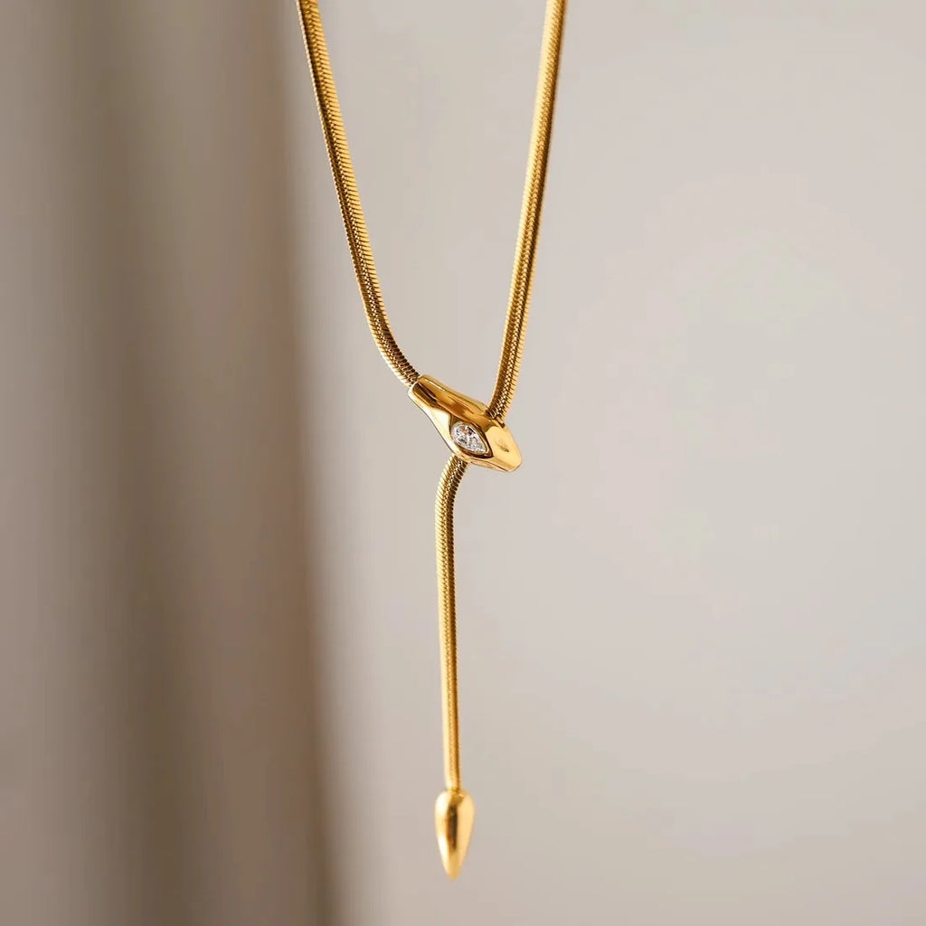 Women's Titanium Steel Gold Plated Design Snake Zircon Necklace Women's Clavicle Chain Snake Neck Chain