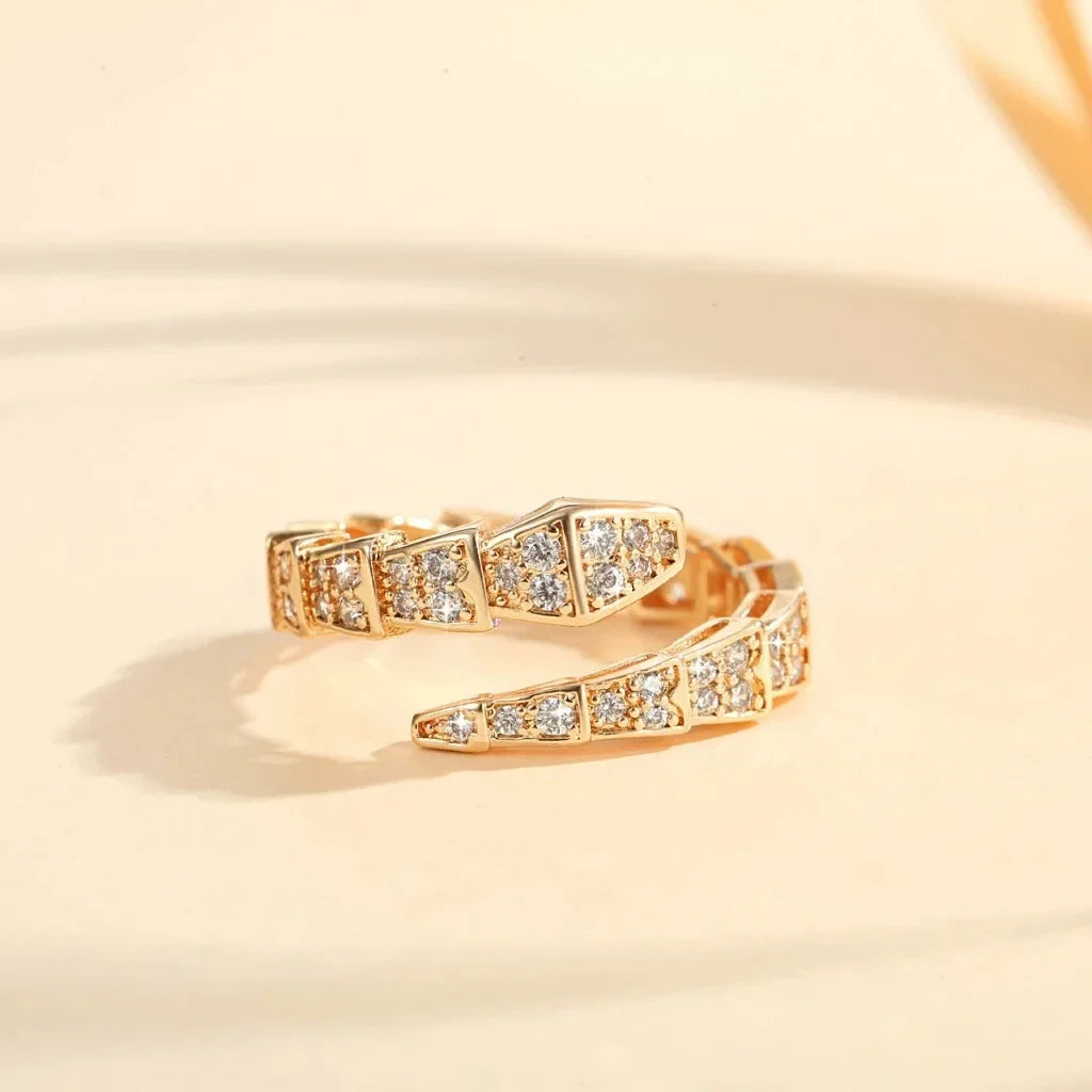 Elegant Snake Bone Ring for Women Luxury Design Diamond