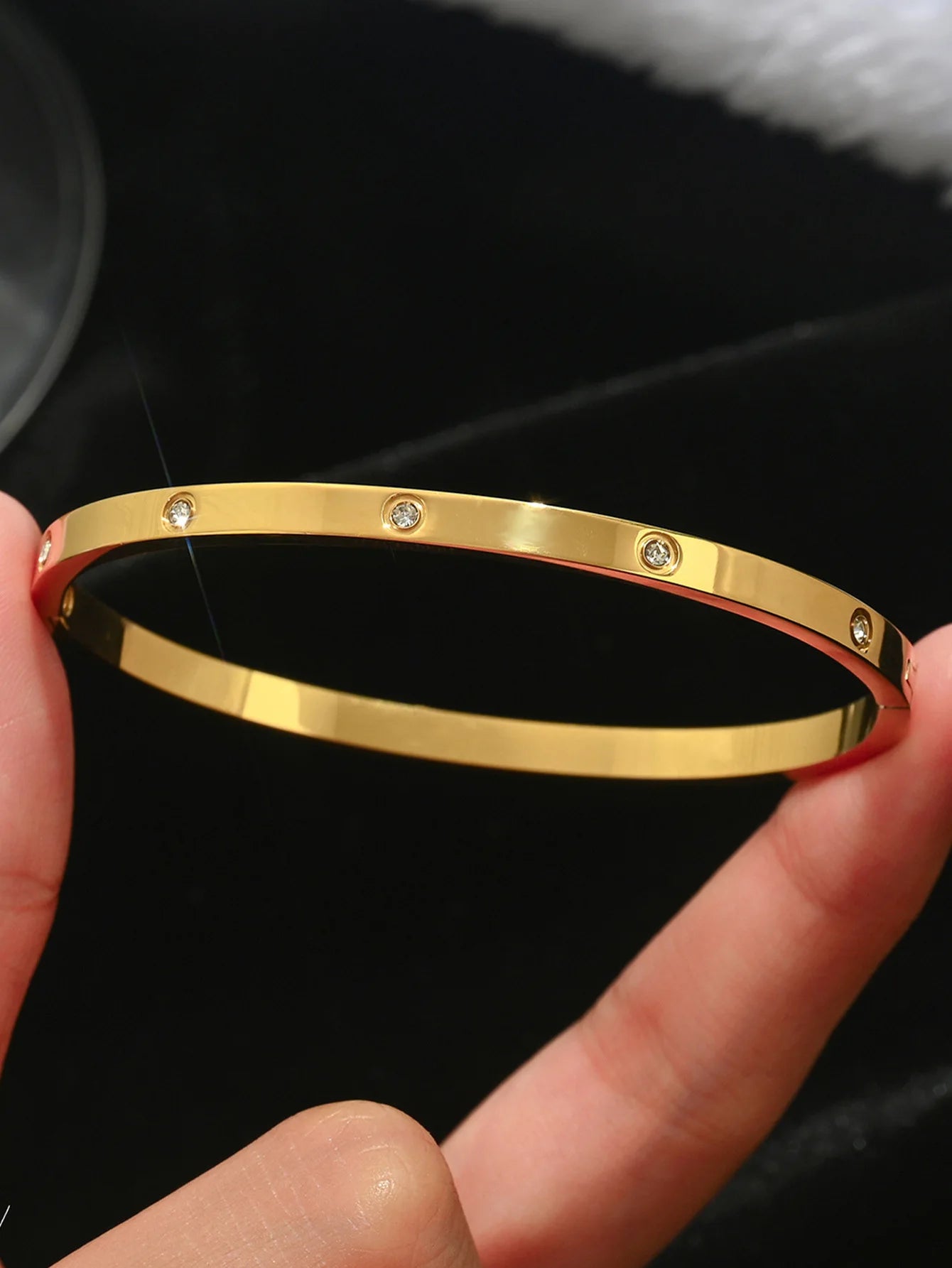 Non-Fading Fashion Gold round Love Letter Bracelet