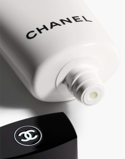 Camellia Cleansing Cream-to-foam